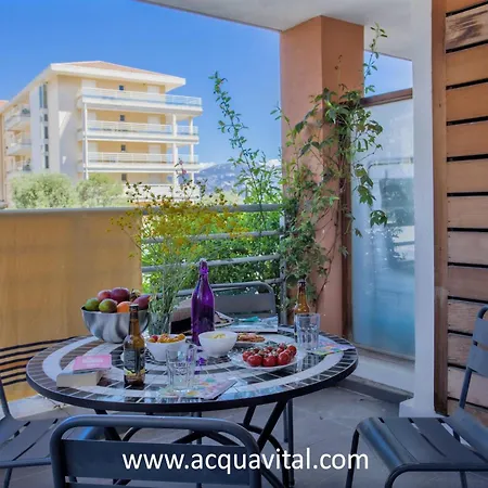 Fiora En Centre-ville De - 2 4 Personnes Appartement *